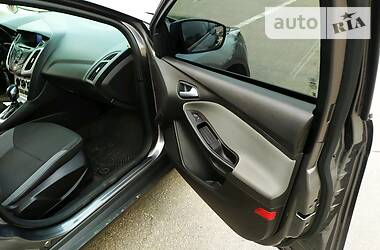Седан Ford Focus 2013 в 