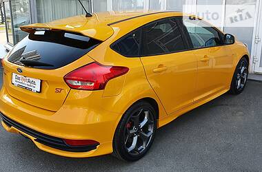 Хетчбек Ford Focus 2017 в 
