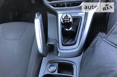 Універсал Ford Focus 2011 в 