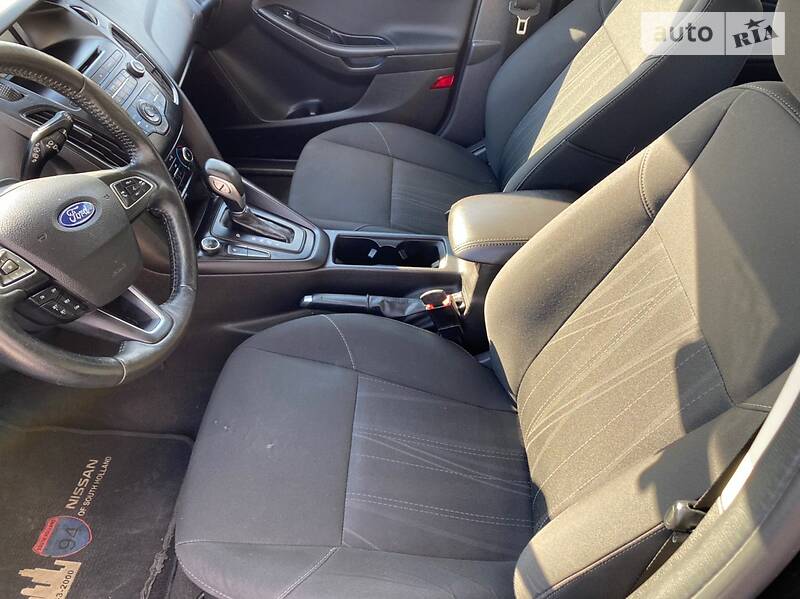 Седан Ford Focus 2016 в Запоріжжі