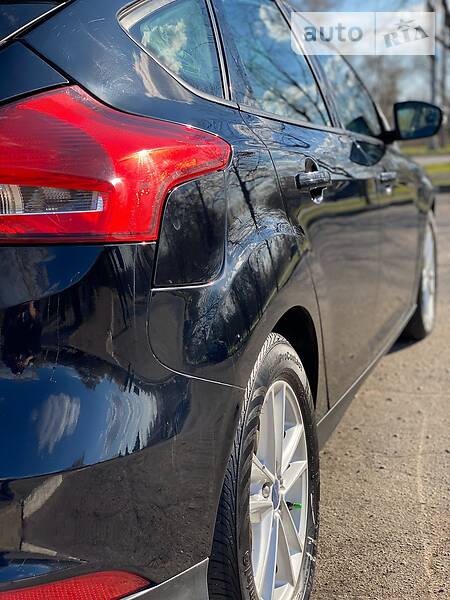 Седан Ford Focus 2016 в Запоріжжі