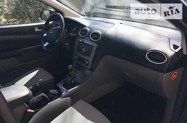 Универсал Ford Focus 2010 в 