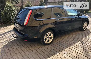 Универсал Ford Focus 2010 в 