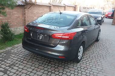 Седан Ford Focus 2015 в 