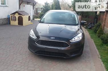 Седан Ford Focus 2015 в 