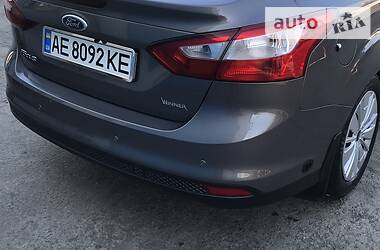 Седан Ford Focus 2012 в 