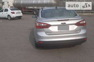 Седан Ford Focus 2014 в 