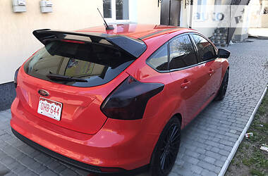 Хетчбек Ford Focus 2014 в 