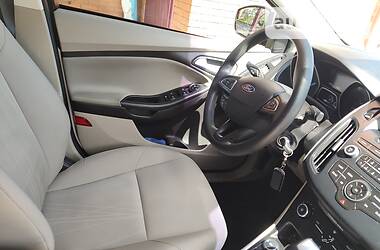 Седан Ford Focus 2016 в 