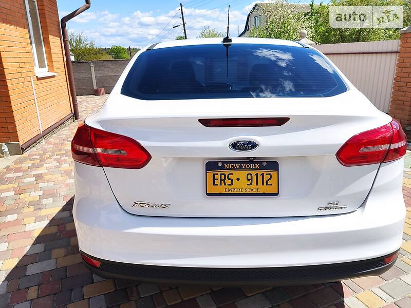 Седан Ford Focus 2016 в Фастові