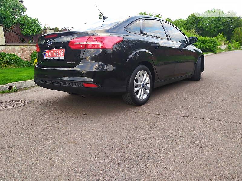 Седан Ford Focus 2015 в Рівному