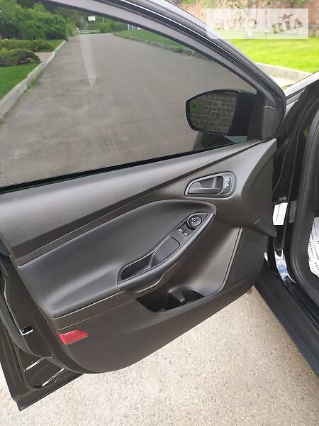 Седан Ford Focus 2015 в Рівному