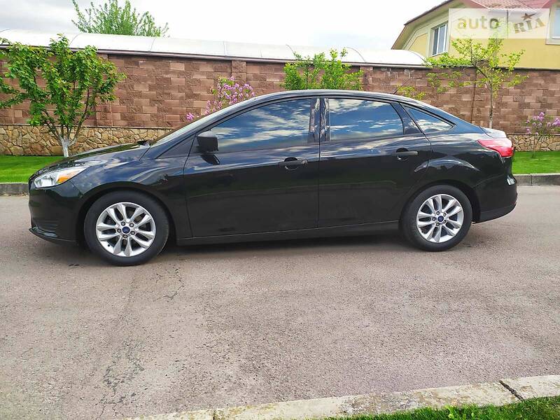 Седан Ford Focus 2015 в Рівному