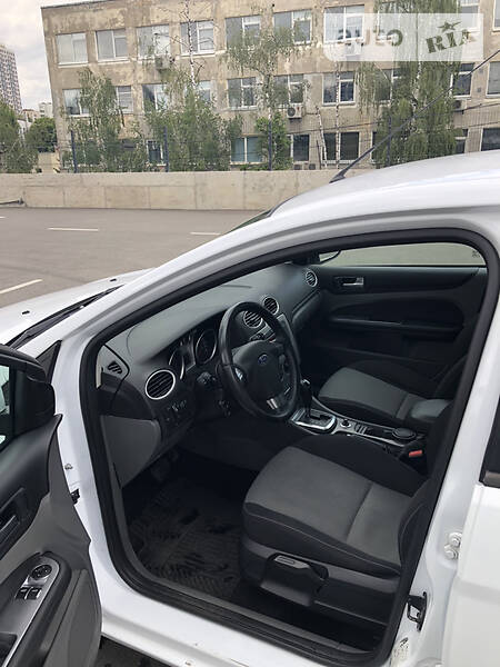 Хэтчбек Ford Focus 2011 в Киеве