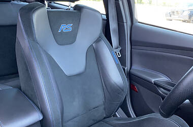 Хетчбек Ford Focus 2016 в 