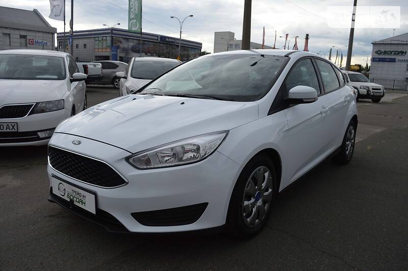 Хетчбек Ford Focus 2017 в Києві фото 3 Хетчбек Ford Focus 2017 в Києві