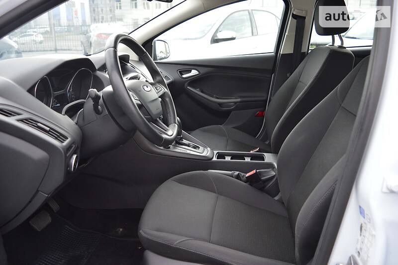 Хетчбек Ford Focus 2017 в Києві фото 6 Хетчбек Ford Focus 2017 в Києві