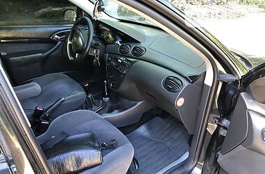 Седан Ford Focus 2003 в 