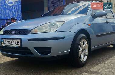 Седан Ford Focus 2004 в 