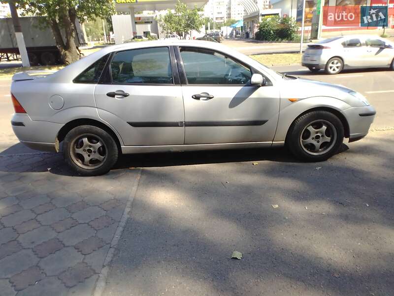 Седан Ford Focus 2003 в Одессе