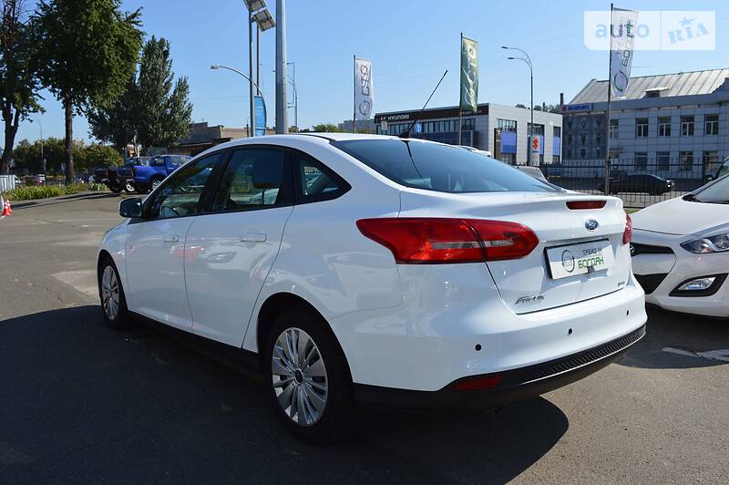 Седан Ford Focus 2015 в Києві фото 5 Седан Ford Focus 2015 в Києві