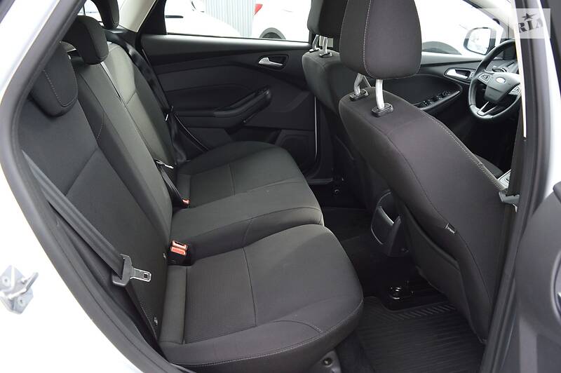 Хетчбек Ford Focus 2017 в Києві