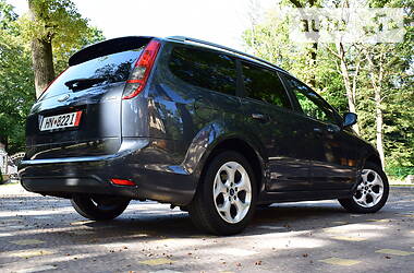 Універсал Ford Focus 2011 в 