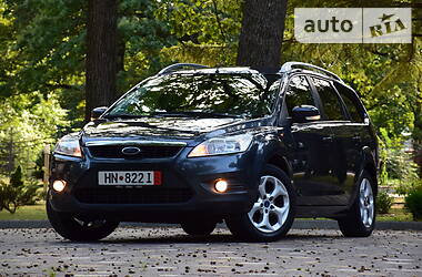 Універсал Ford Focus 2011 в 
