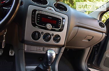 Універсал Ford Focus 2011 в 