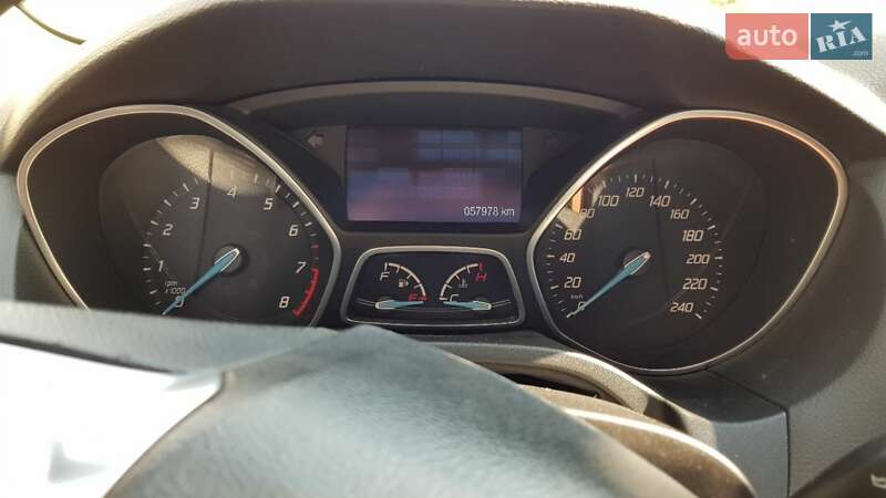 Хэтчбек Ford Focus 2014 в Овидиополе