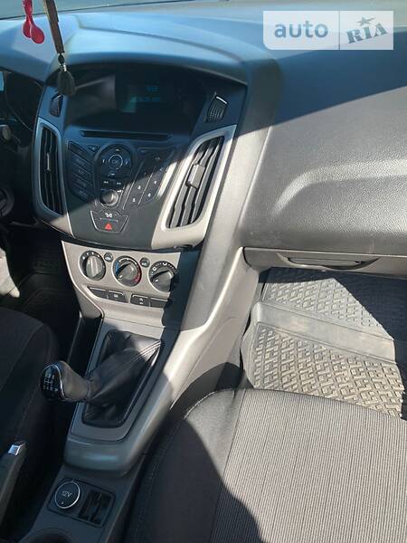 Седан Ford Focus 2013 в Золотоноші