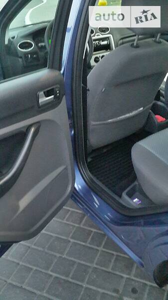 Универсал Ford Focus 2006 в Буске