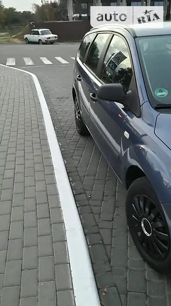 Ford Focus 2006 VIN WF0WXXGCDW6Y20205 фото оголошення 27 з 78