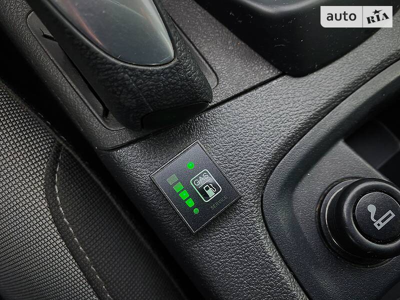 Хэтчбек Ford Focus 2011 в Киеве