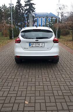 Хэтчбек Ford Focus 2018 в 