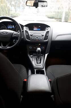 Хэтчбек Ford Focus 2018 в 