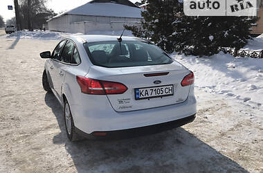 Седан Ford Focus 2015 в Пирятині