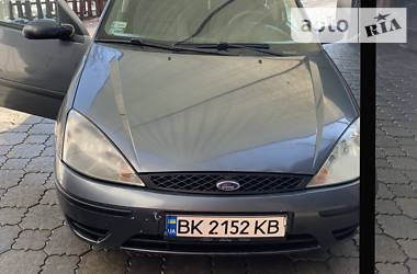 Хэтчбек Ford Focus 2003 в Ровно