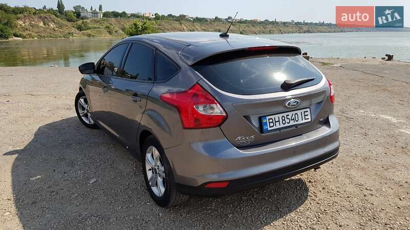 Хэтчбек Ford Focus 2014 в Овидиополе