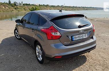 Хэтчбек Ford Focus 2014 в Овидиополе