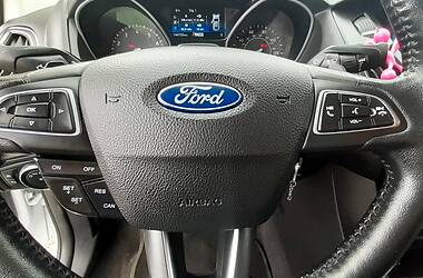 Седан Ford Focus 2015 в Луцке