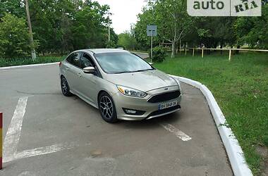 Седан Ford Focus 2015 в 