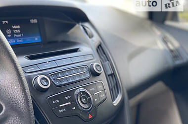 Седан Ford Focus 2017 в 
