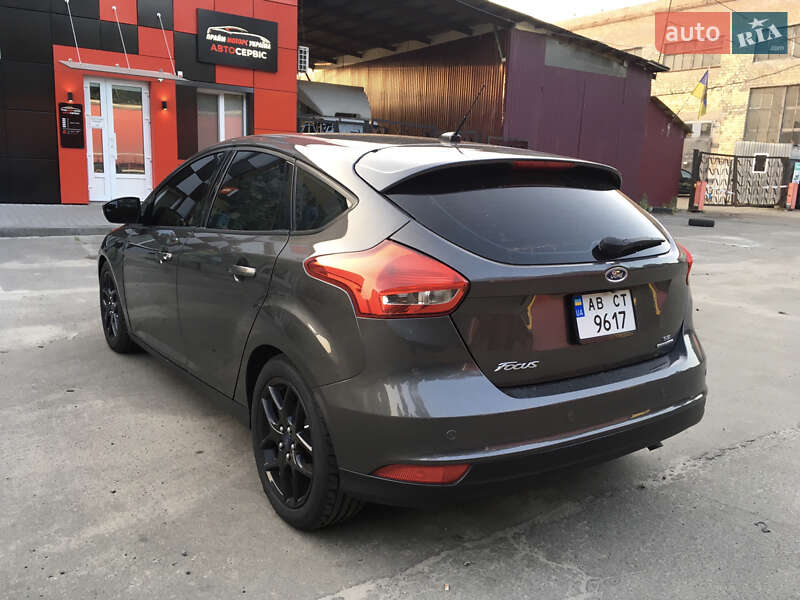 Хэтчбек Ford Focus 2016 в Киеве фото 5 Хэтчбек Ford Focus 2016 в Киеве