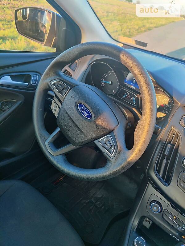 Седан Ford Focus 2014 в Чорноморську фото 20 Седан Ford Focus 2014 в Чорноморську
