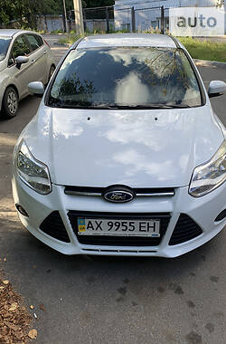 Хэтчбек Ford Focus 2014 в Харькове