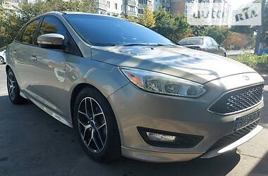 Седан Ford Focus 2015 в 