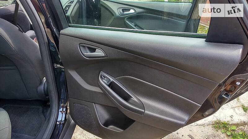 Седан Ford Focus 2015 в Львове