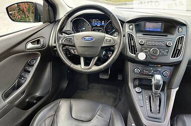 Хэтчбек Ford Focus 2015 в Стрые