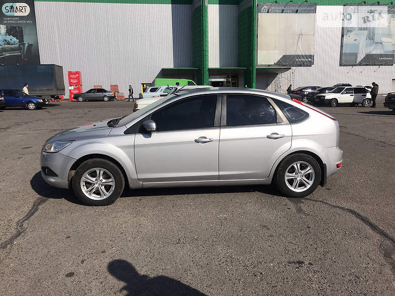 Хэтчбек Ford Focus 2008 в 